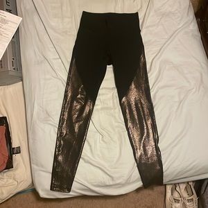 Old Navy leggings. Black and gold. Size small. Worn once.